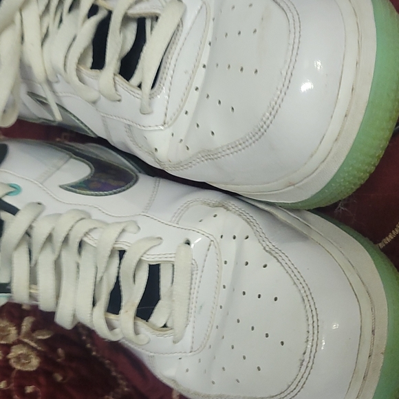 Size 12 Nike Air Force One - Picture 4 of 4